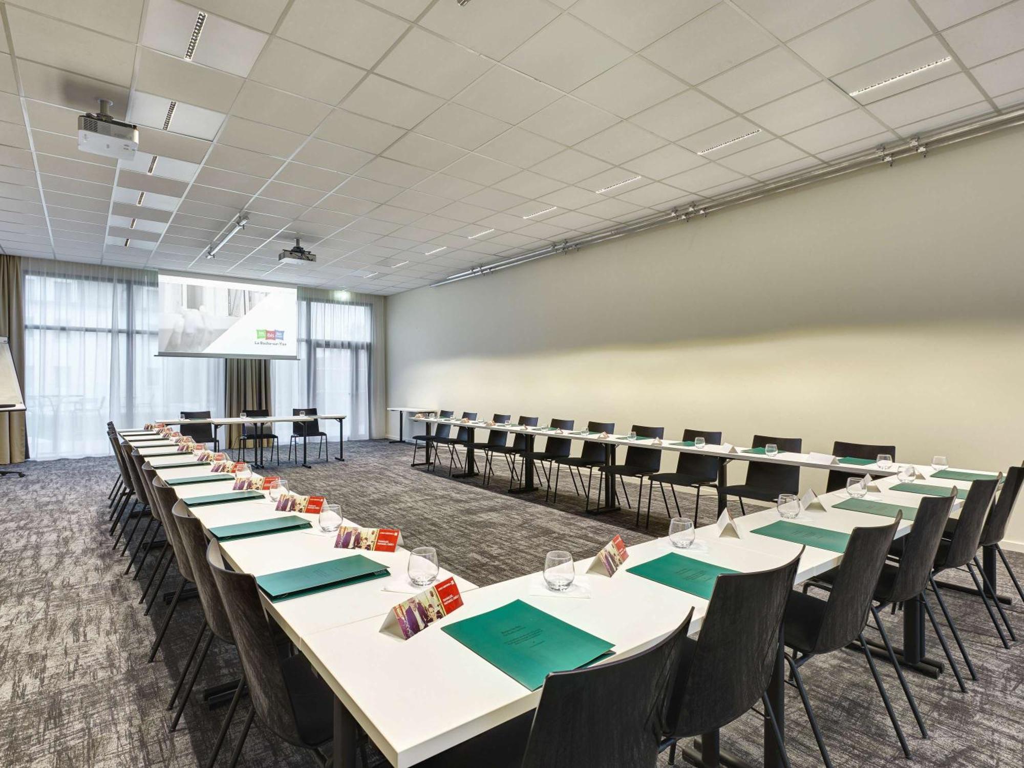 Ibis Styles La Roche-sur-yon Hotel