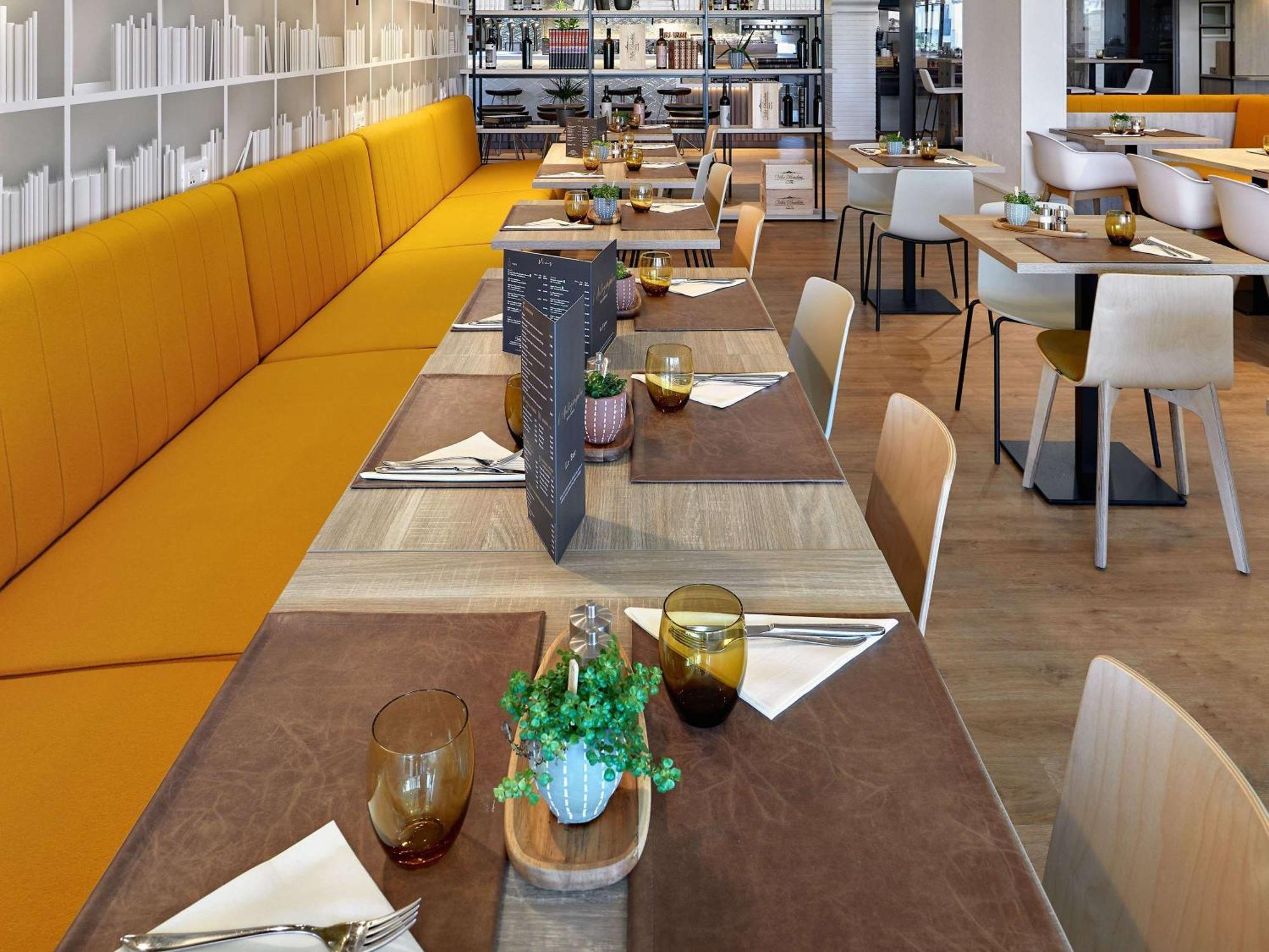 Ibis Styles La Roche-sur-yon Hotel 3*
