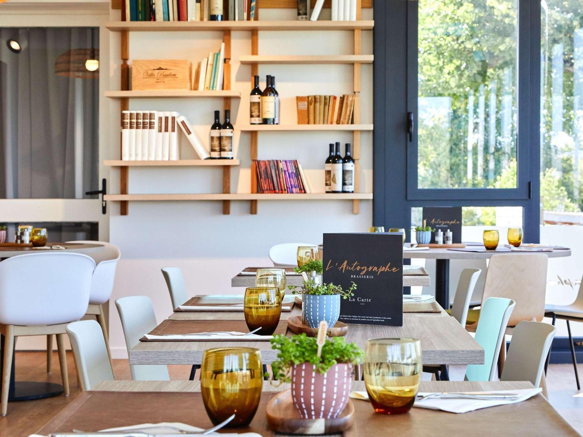 Ibis Styles La Roche-sur-yon Hotel 3*